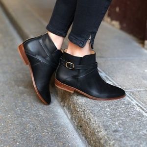 Sézane Low Montana Leather Bootie, Black